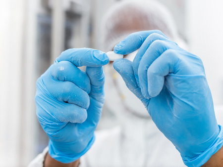 Перчатки стерильные смотровые нитриловые неопудренные